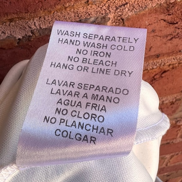 Fashion Nova Ruffle Floral Romper Size Medium✨ - Picture 6 of 7